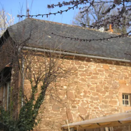 Grange Renovee En Pleine Nature Valady Buitenkant foto