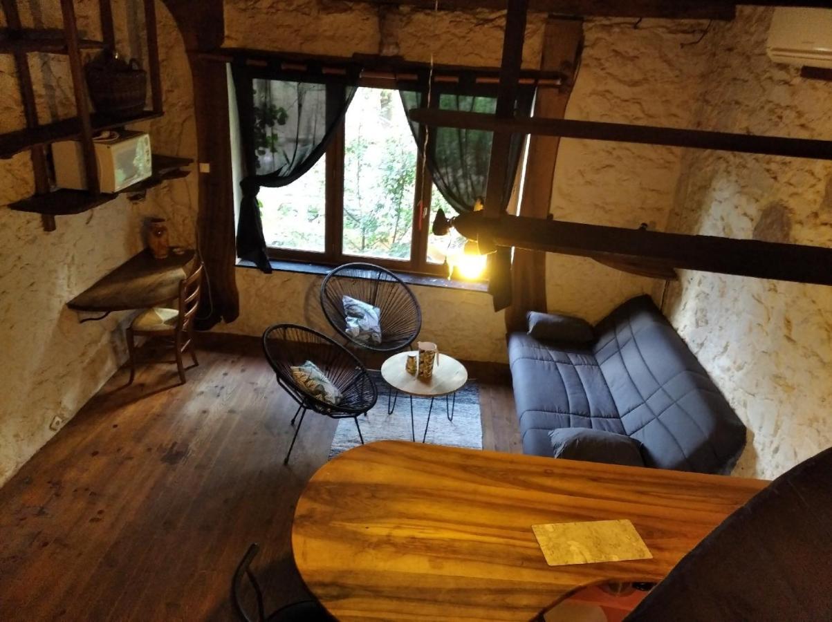Grange Renovee En Pleine Nature Holiday home